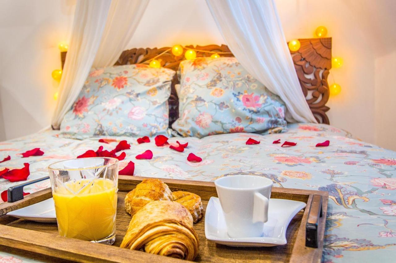 Jacuzzi - La Petite Romantique - Flobnb Laon Esterno foto