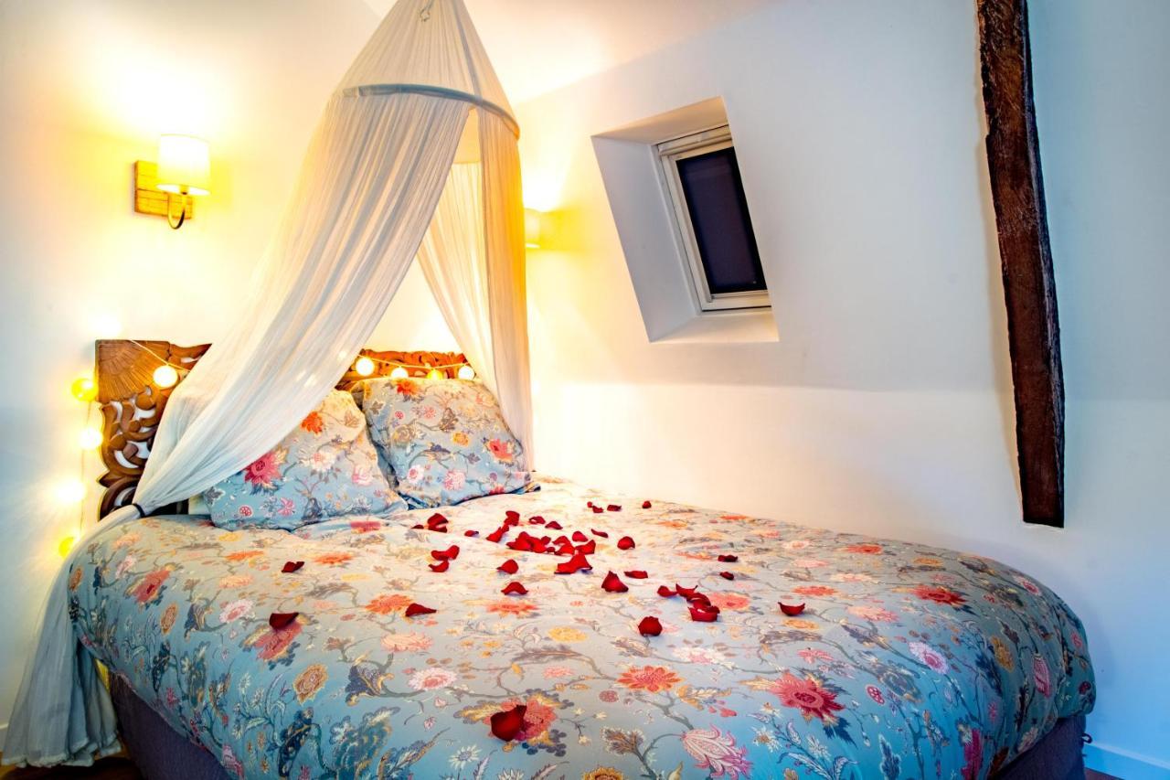 Jacuzzi - La Petite Romantique - Flobnb Laon Esterno foto